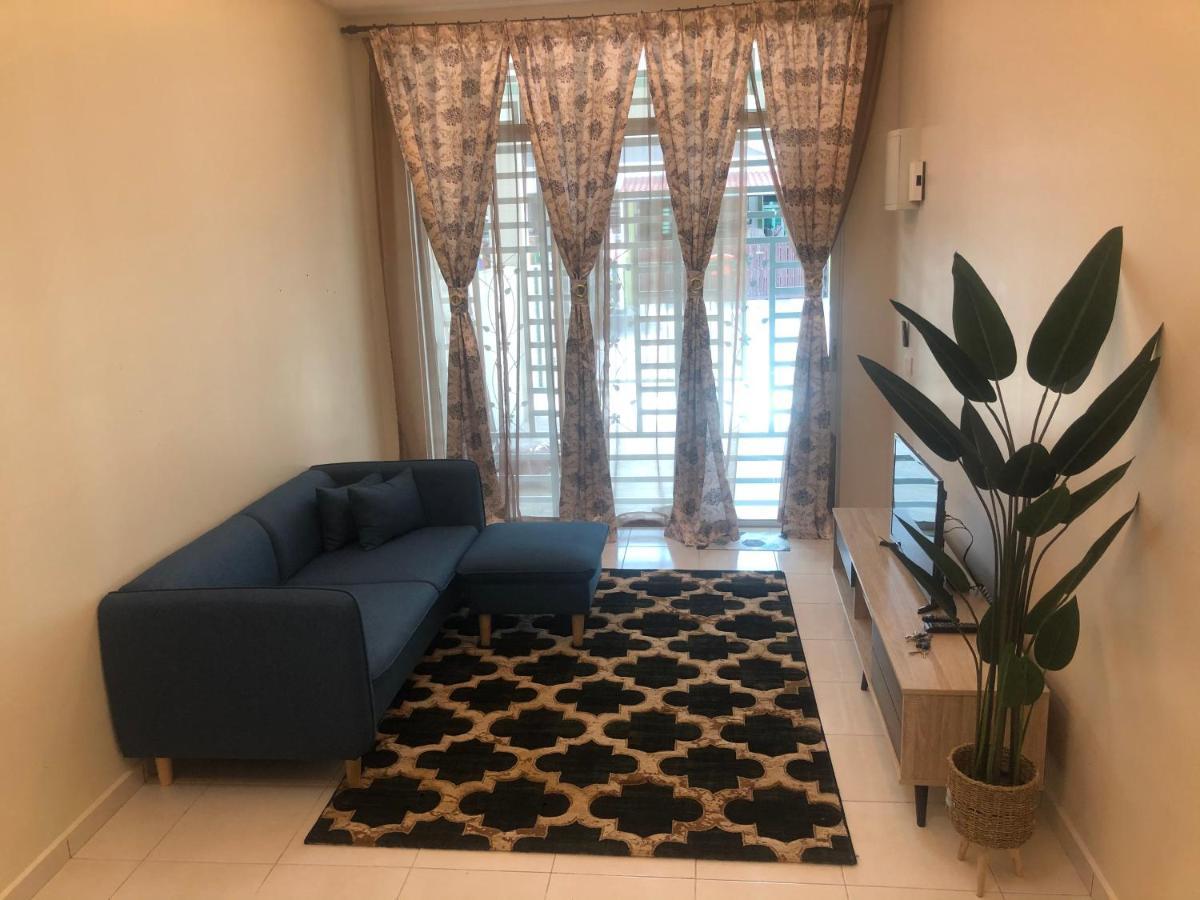 Seroja Homestay Malacca Eksteriør bilde
